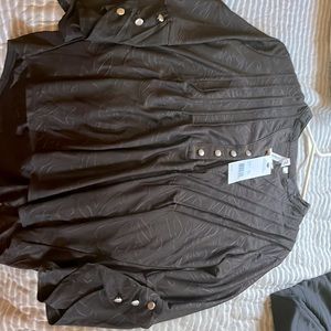 Women’s iron free fun blouse